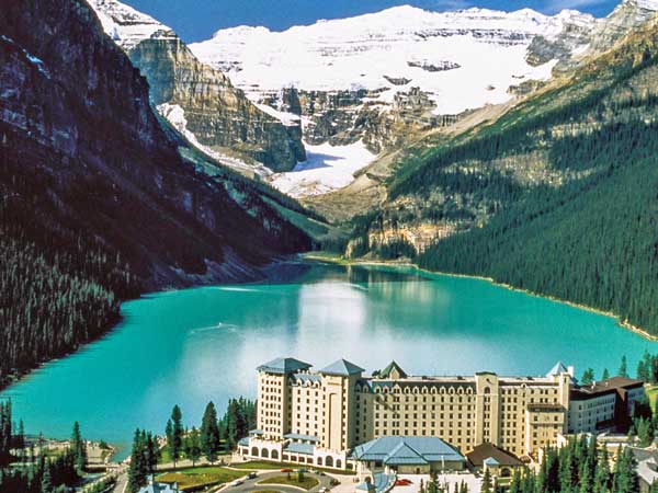 Famous Hotels along the Canadian Pacific Railway