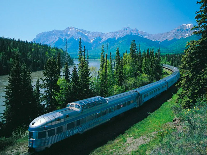 Alpine Canadian Train to the Rockies | VIA Rail