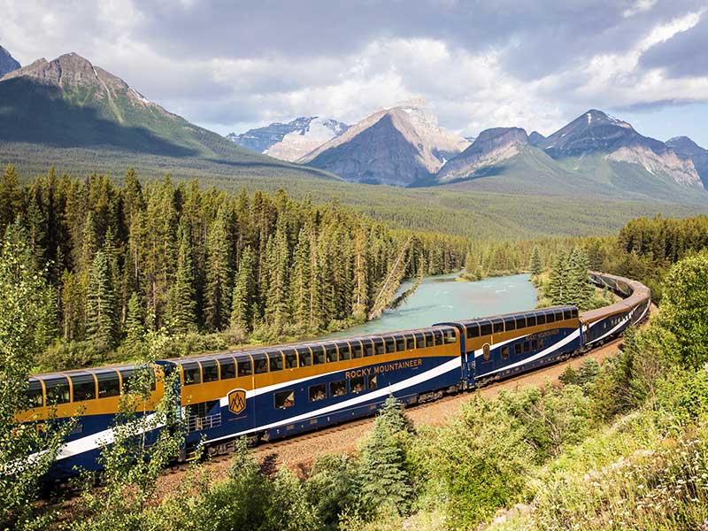 Grand Canadian Rockies Train Circle Tour | Rocky Mountaineer