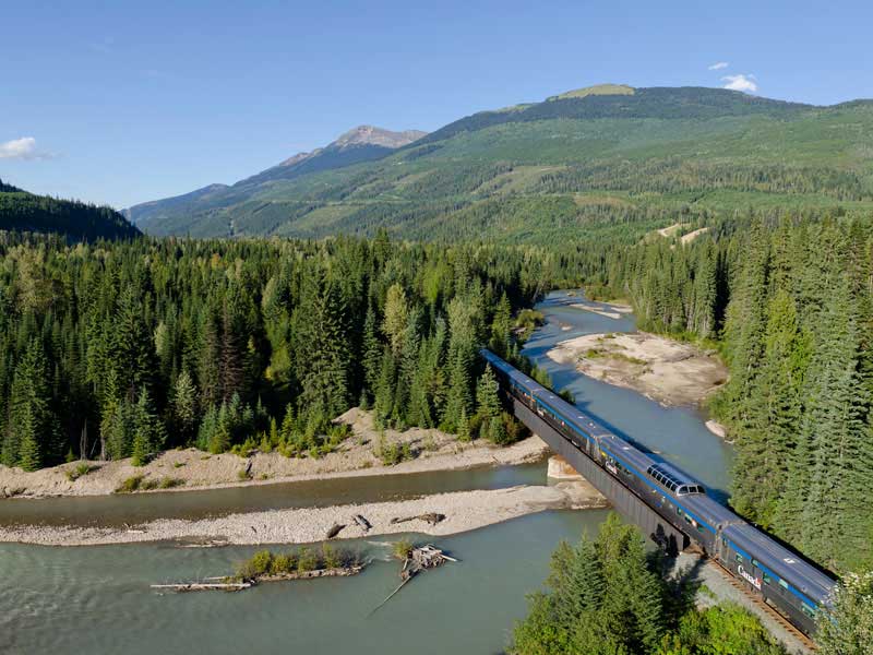 Canadian Rockies by Train Grand Circle Tour | VIA Rail Train