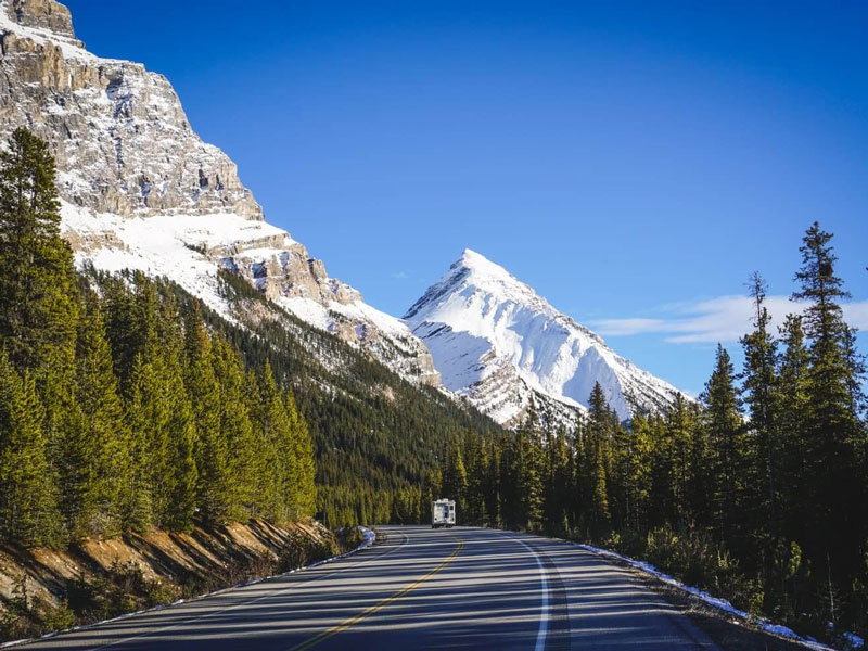 Canadian Rockies by Train Grand Circle Tour | Icefield Parkway
