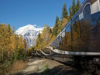 Circle Tour by Train through the Canadian Rockies | VIA Rail | Rocky Mountaineer