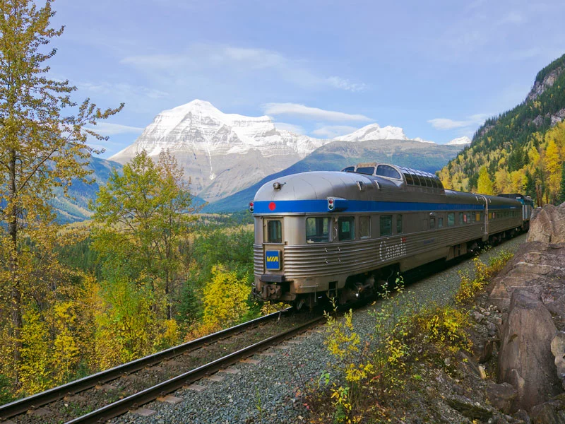Vancouver & the Canadian Rockies Train Vacation | VIA Rail