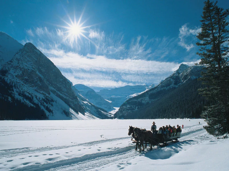 Canadian Rockies Winter Train Trips | Lake Louise